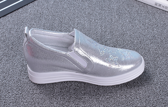 老北京布鞋，京城印象布鞋， 158022C白色